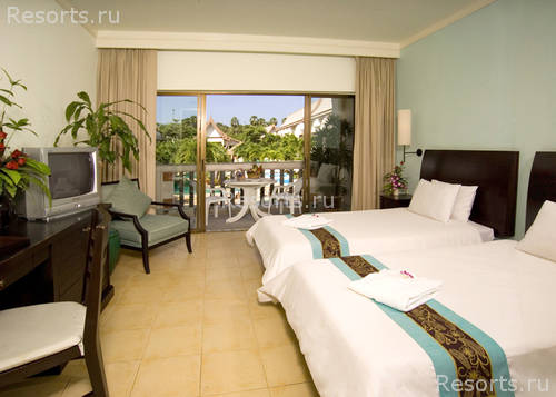 Centara Kata Resort 28